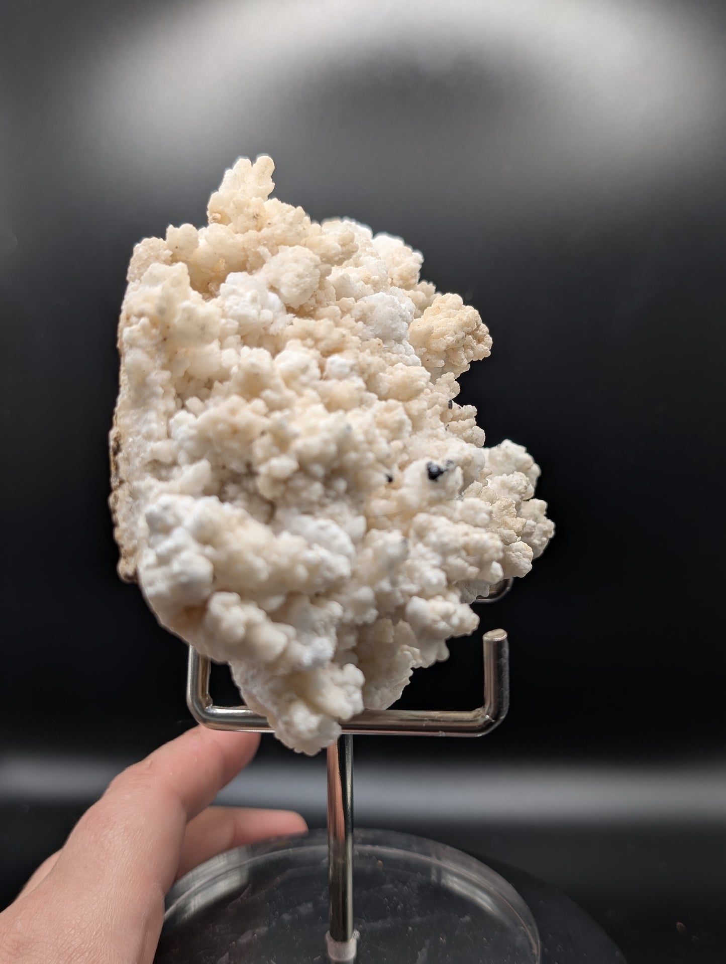 UV Reactive Calcite Cluster – Yellow Afterglow (Phosphorescent) – 472g Collector Specimen