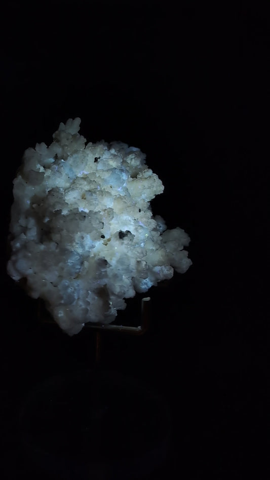 UV Reactive Calcite Cluster – Yellow Afterglow (Phosphorescent) – 472g Collector Specimen