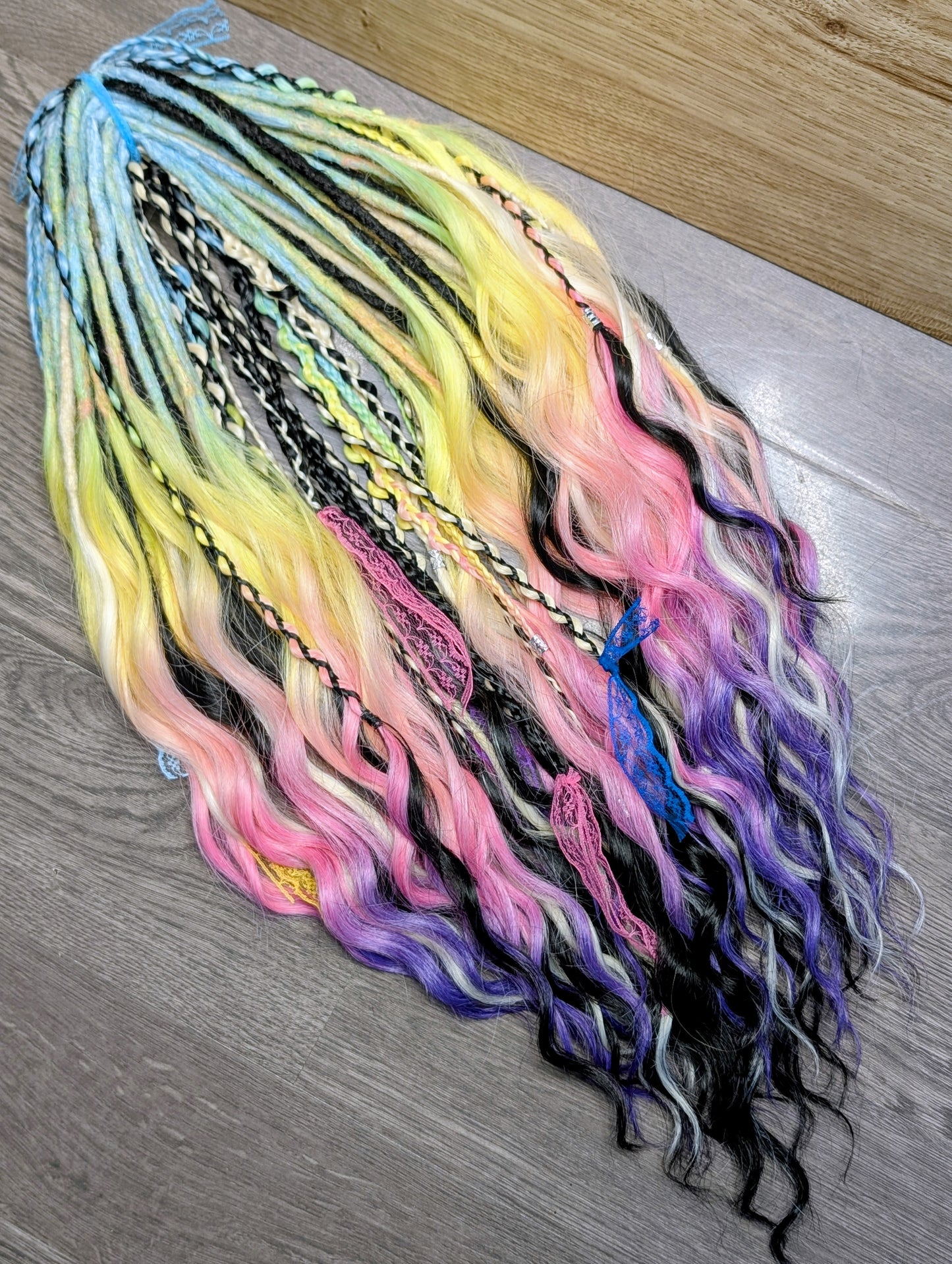 Pastel Rainbow Dreadlock Extension Set – Wavy Boho Festival Hair