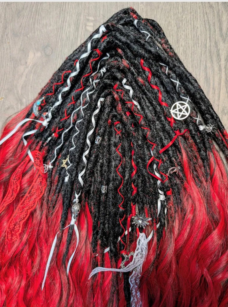 Gothic Black & Red Dreadlock Extensions – Curly Ombre Synthetic Dreads with Charms