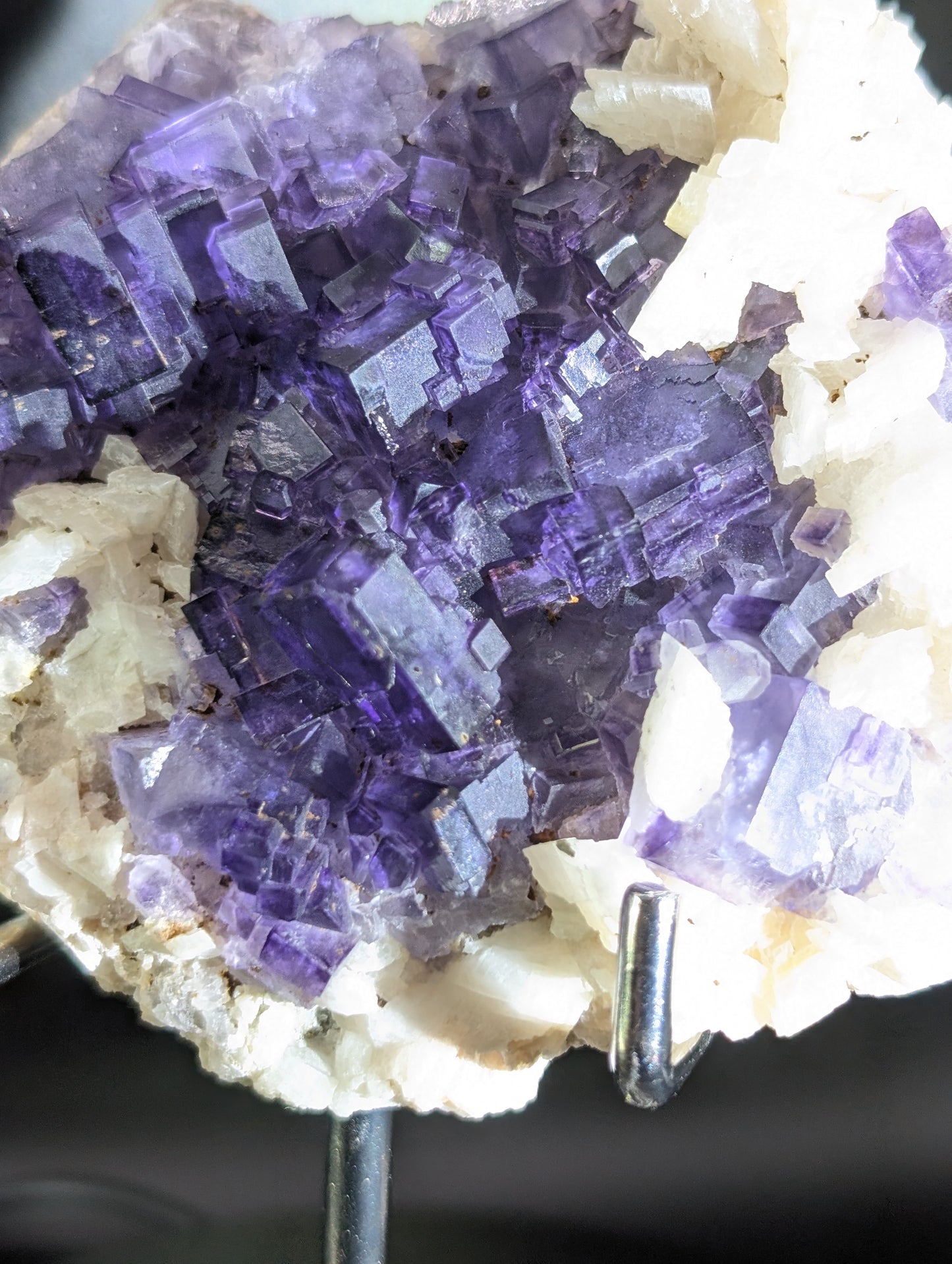 Purple Fluorite with Calcite Crystals – Fluorescent Cabinet Mineral Specimen (74mm)
